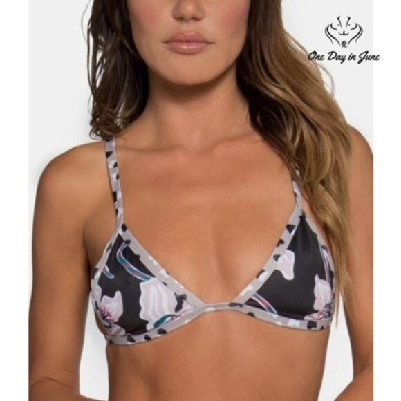 Tavik Jett Triangle Swim Top Size S - Picture 1 of 2